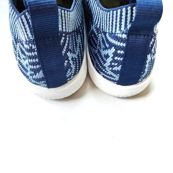 Livie & Luca 12 Blue Star Lynx "Denim Star" Mesh Sneakers - Picture 4 of 7